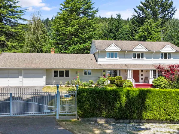875 Greenwood Rd, West Vancouver, BC V7S 1X8