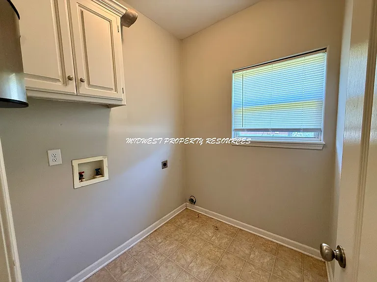 13804 Craig Ave — Photo 14
