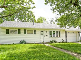 255 Marchmont Dr, Fairborn, OH 45324