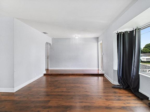 5th image of 3110 NW 39th Street