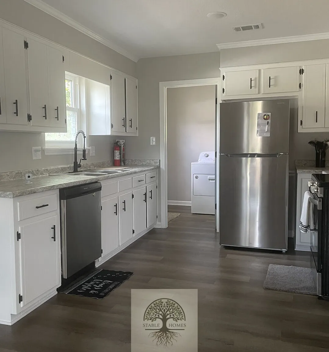 3 bed, 1377 sqft, $1,695 — Photo 4