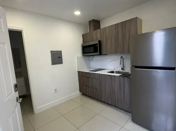 26610 SW 136th Ave #1, Homestead, FL 33032