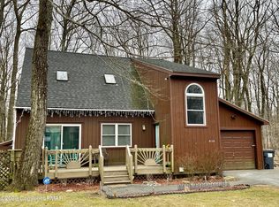 9129 Belvedere Rd, Tobyhanna, PA 18466