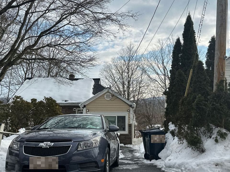 1st image of 49 Ivy Hill Rd