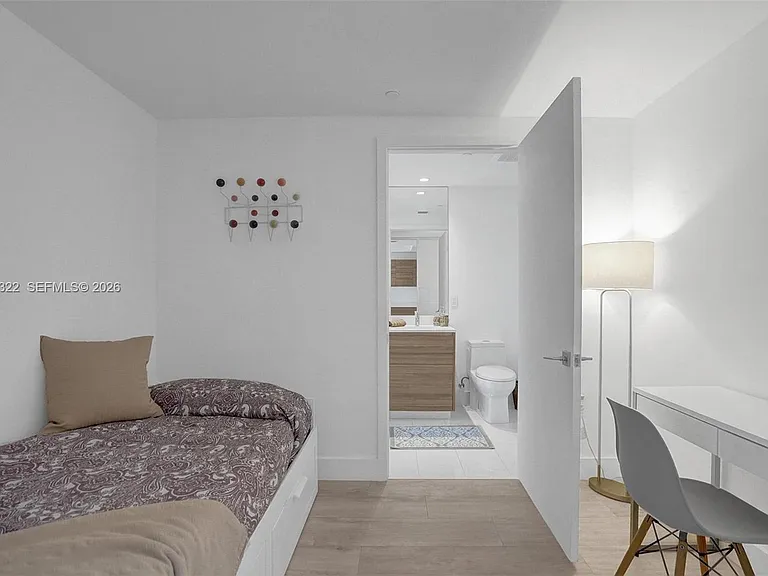 121 NE 34th St #2305 — Photo 27