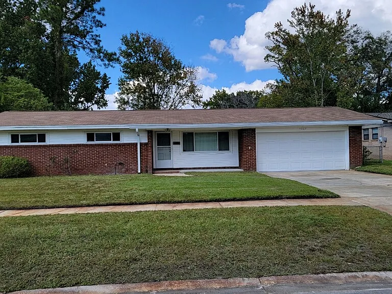 5067 Lincolnshire Rd — Photo 2