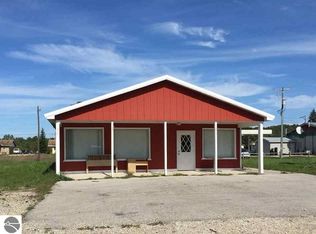5540 Main St NW, Rapid City, MI 49676