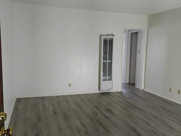 826 Gardenia Ave — Photo 12