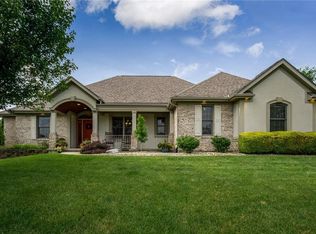 1149 Roger Scott Dr, Bellbrook, OH 45305