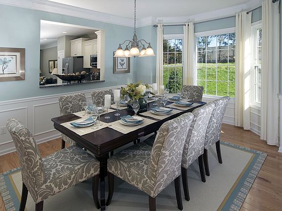 Dining Room with Detailed Moldings