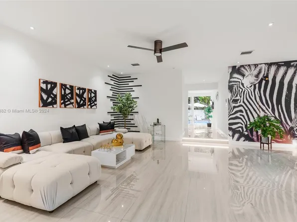 4323 Van Buren St, Hollywood, FL 33021