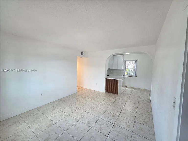 10500 SW 30th St — Photo 19