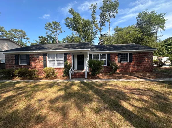 803 Montclair Dr, Wilmington, NC 28403