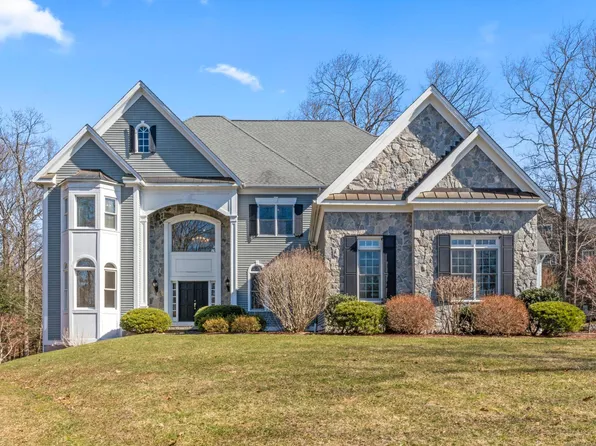 74 Westland Road, Avon, CT 06001