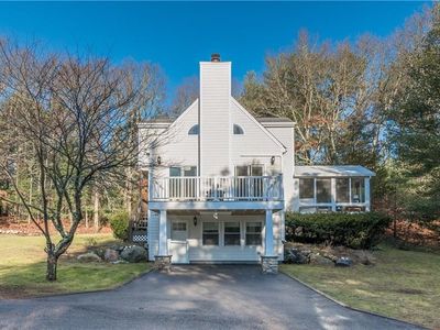 51A Old Shannock Rd, South Kingstown, RI, 02879