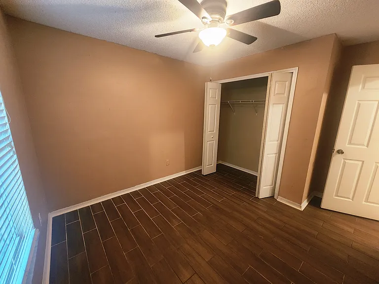 2481 India Blvd — Photo 10