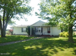 14142 1st Ave, Mason, IL 62443