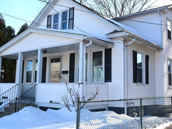 92 Norman St, West Springfield, MA 01089