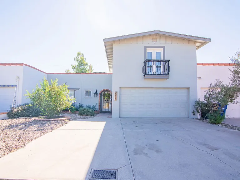 2065 E Cairo Dr — Photo 7