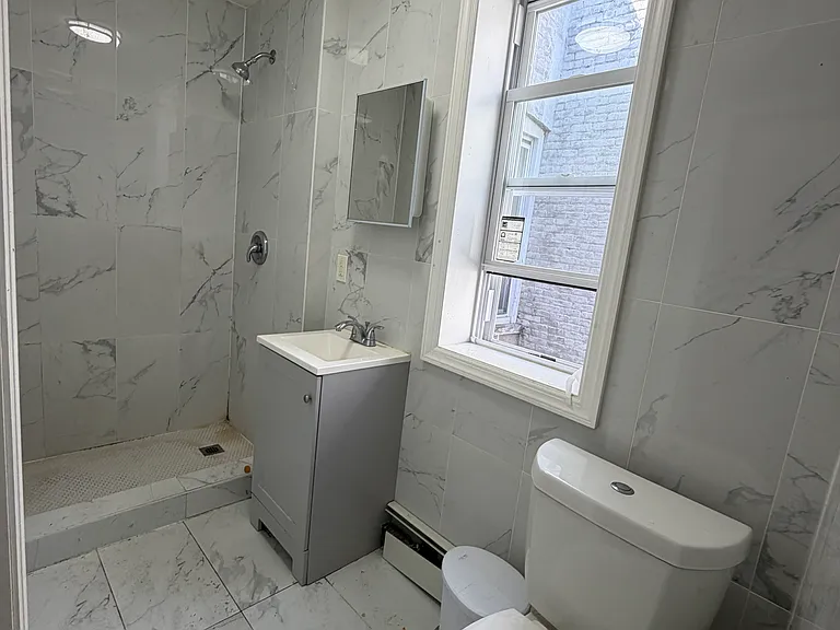 938 W Side Ave #4 — Photo 6