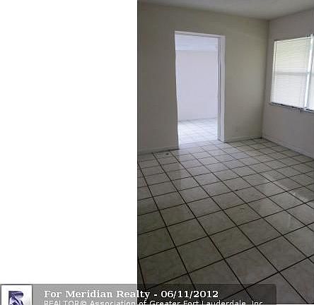 3rd image of 1524 NE 27th St