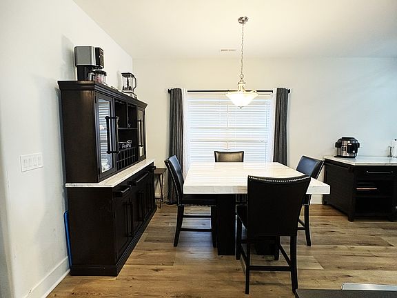 4th image of 2172 Hospitality Ln #19B