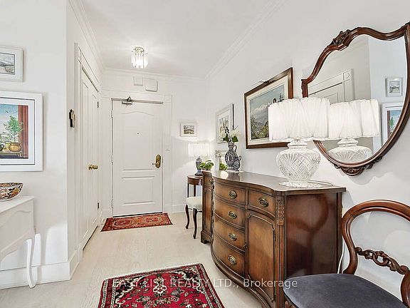 4th image of 21 Dale Ave #333