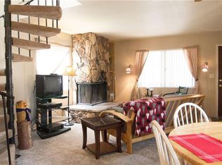271 Pine Ln, Sugarloaf, CA 92386