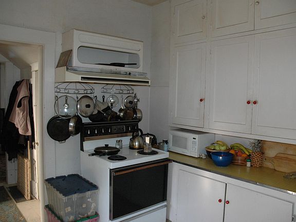 4th image of 4118 S J St