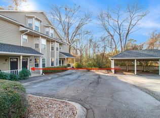 1508 Oakridge Ct, Decatur, GA 30033