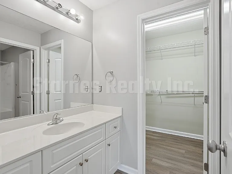 469 Strutter Trl — Photo 16