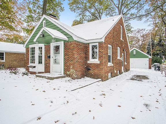 4th image of this home