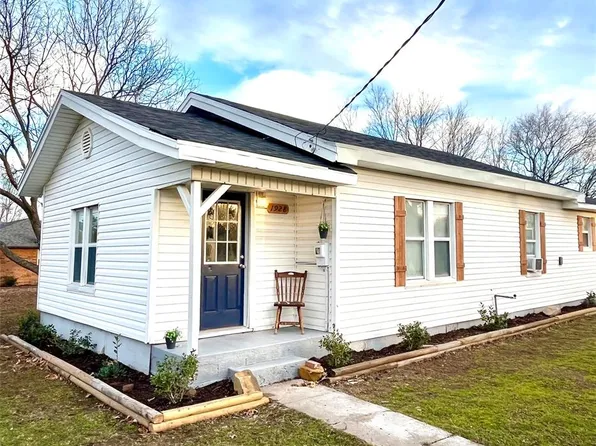 1928 John St, Seminole, OK 74868