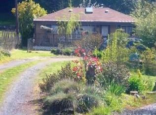 2121 Roseburg Rd, Myrtle Point, OR 97458
