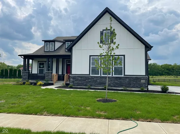 15939 Bellows Ave, Fishers, IN 46040