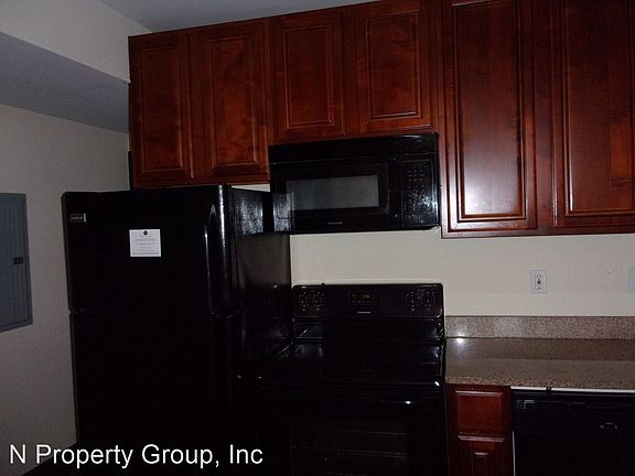 5th image of 1710 Arlington St #10219932