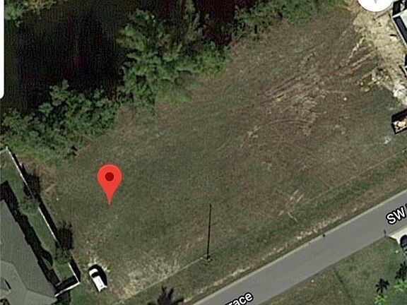 2nd image of 1159 SW 5th Ter