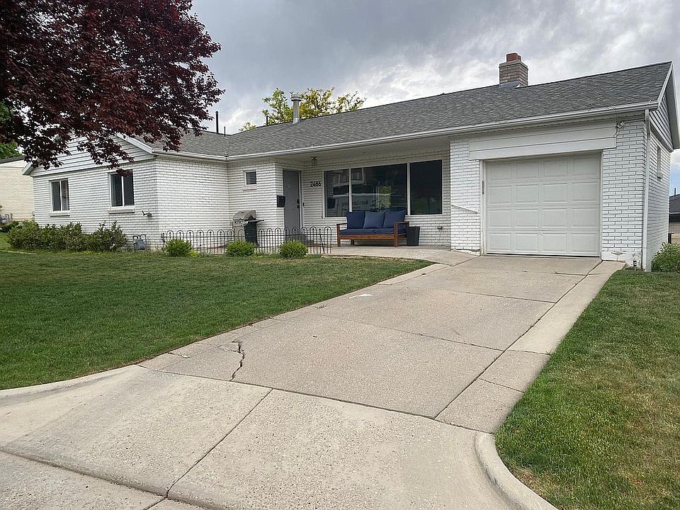 1st image of 2486 E Village Cir