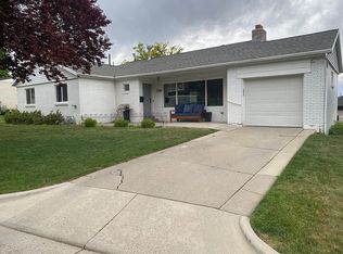 2486 E Village Cir, Salt Lake City, UT 84108