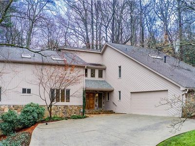 925 Ivy Falls Dr, Sandy Springs, GA, 30328