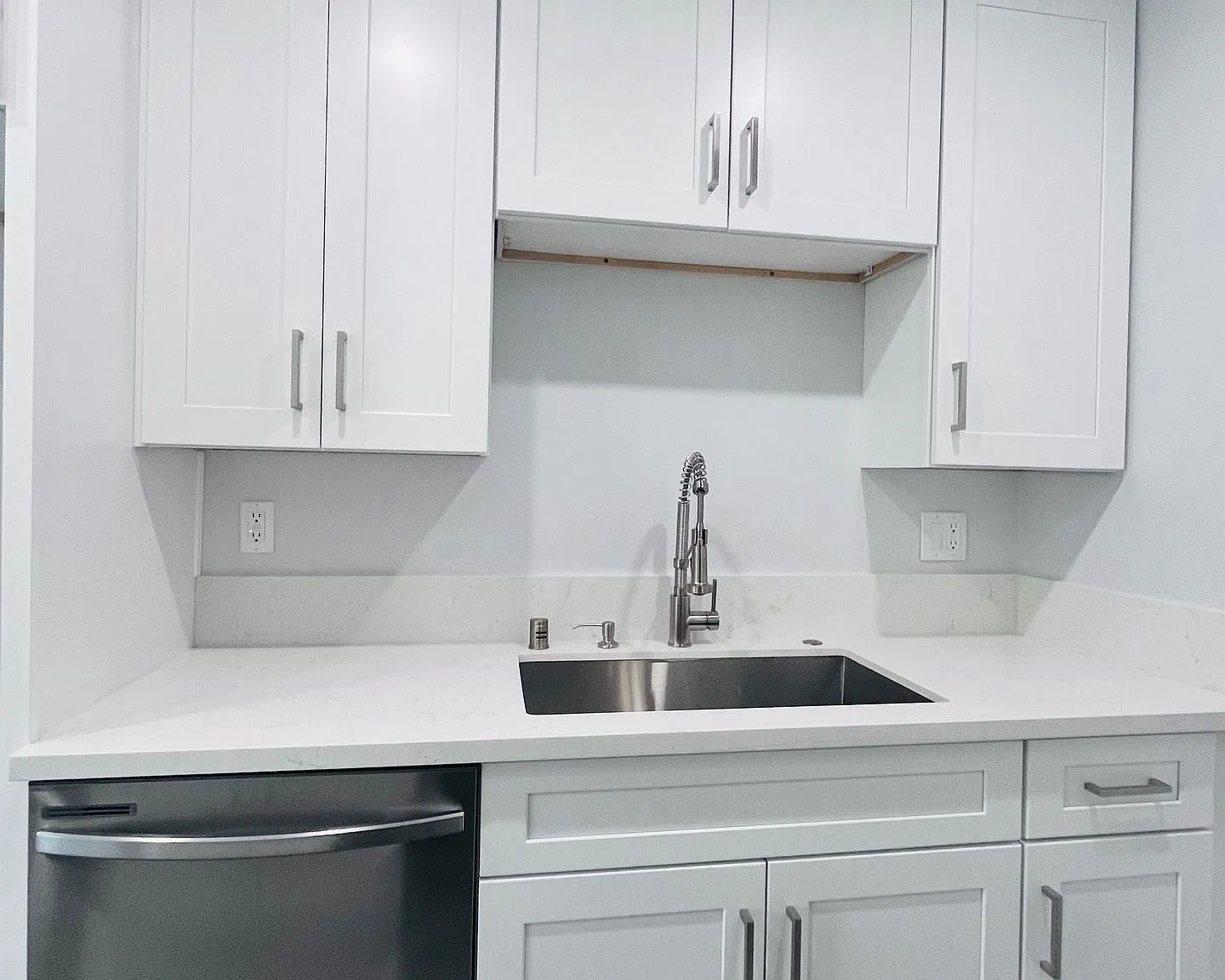 Canyon Creek Apartments B — Photo 3