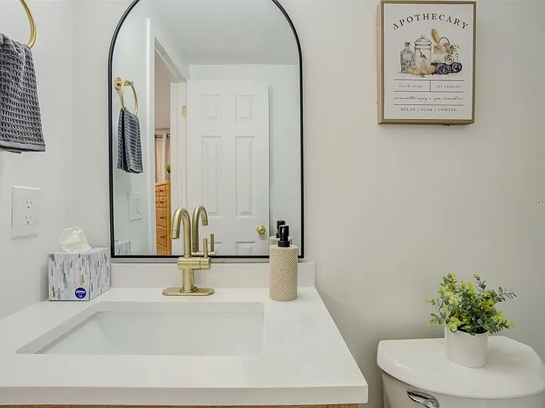 8541 Briar Grove Cir — Photo 22