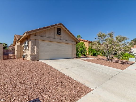 3rd image of 7108 Big Oak Cir