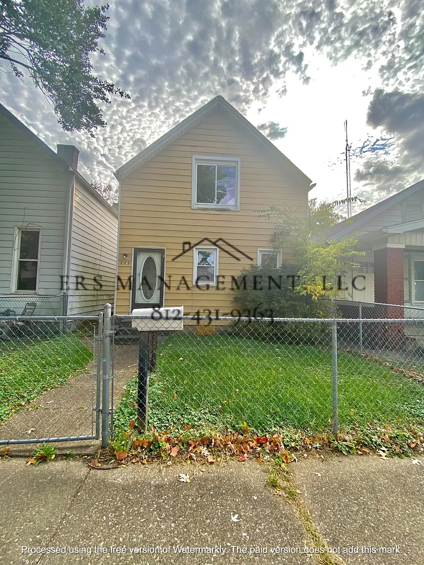 723 E Florida St photo 1