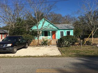332 S 9th St, Fernandina Beach, FL 32034