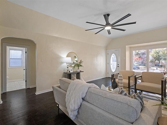 5th image of 6895 Dartmouth Ave