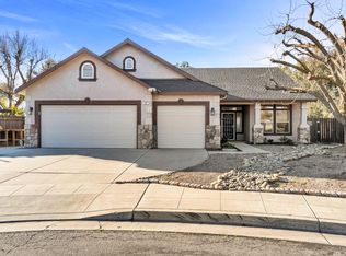 522 Arroyo Ave, Clovis, CA 93611