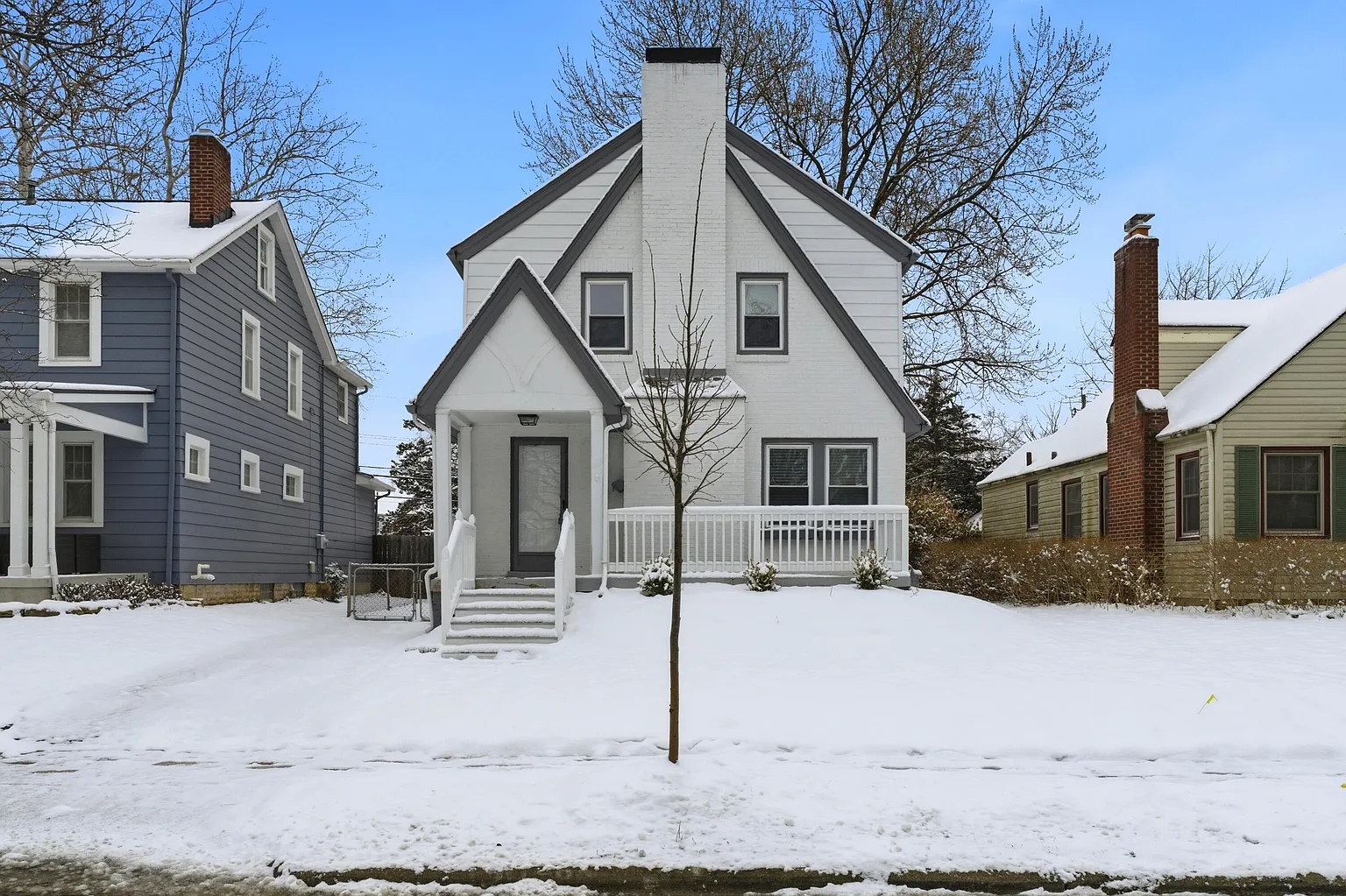 712 Chelsea Ave photo 1