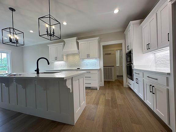 4th image of 244 Goose Creek Cir