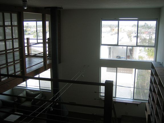 2nd image of 100 S Venice Blvd APT 15